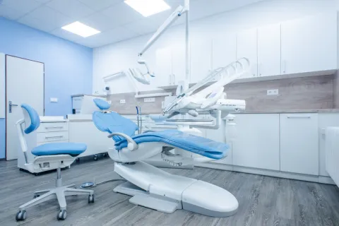 Rekonstrukce dentální ordinace, Jílkova, Brno - Hi Tech Dent - interiér