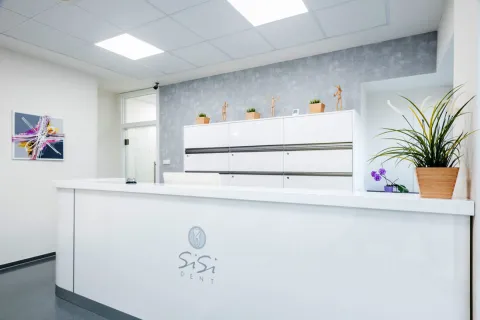 Recepce dentálních ordinací SiSi dent - Hi Tech Dent