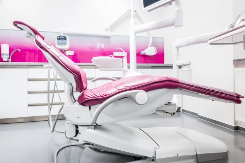 Vybavení dentální ordinace SiSi dent - souprava A-dec - Hi Tech Dent